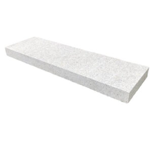 Grå bordursten i granit