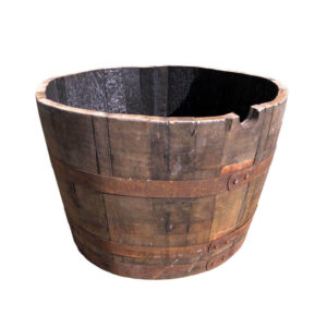 Halv whiskytønde til haven