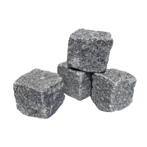 mørkegrå chaussesten