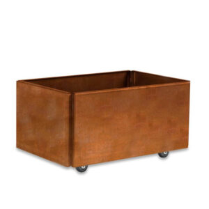 rustjern plantekasse på hjul